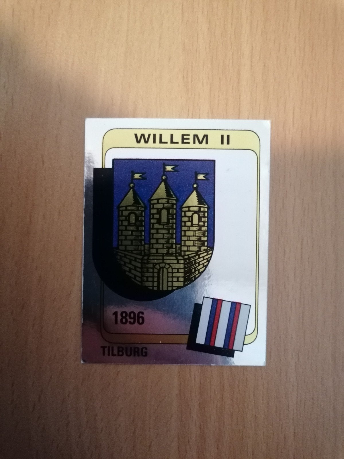 Panini Voetbal 84 #294 Willem II embleem., Verzamelen, Ophalen of Verzenden, Zo goed als nieuw