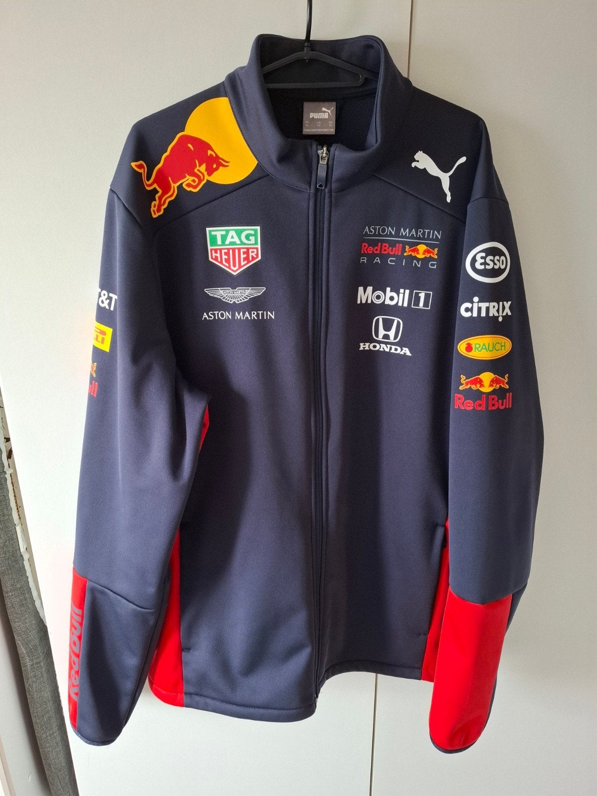 Red Bull Racing fleece jas maat XL, Verzamelen, Automerken, Motoren en Formule 1, Ophalen of Verzenden, Zo goed als nieuw, Formule 1