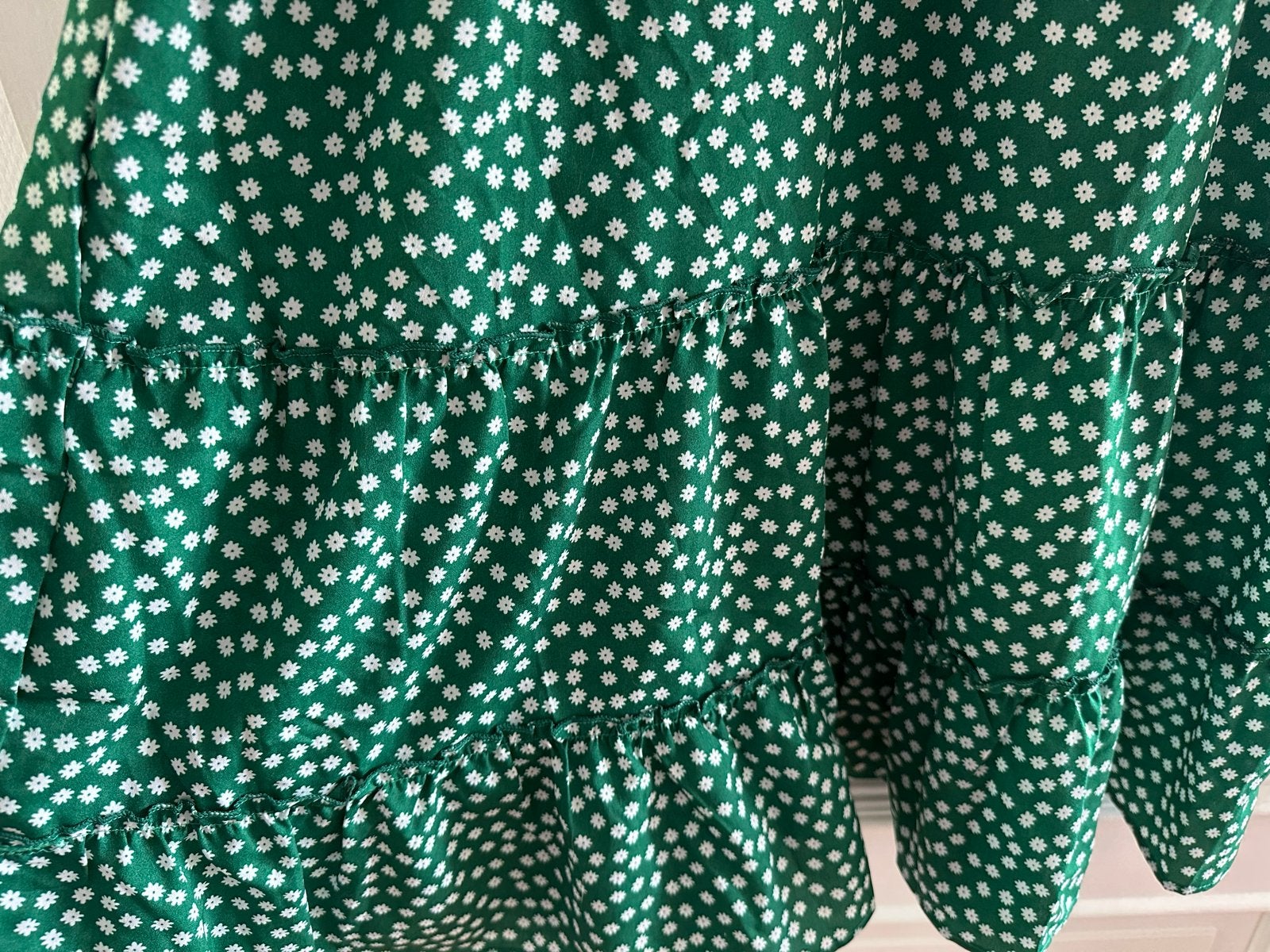 Groene A-lijn jurk met bloemenprint, Maat 42/44 (L), Nieuw, Ophalen of Verzenden, Onder de knie