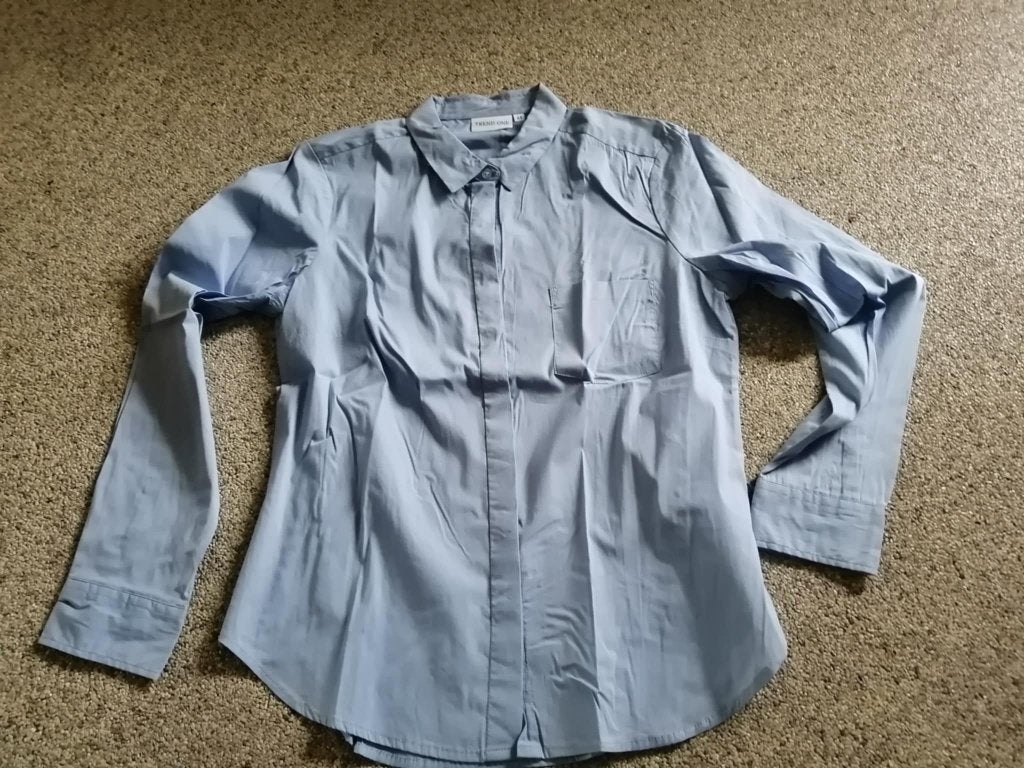 Dames blouse ( B ), Ophalen, Zo goed als nieuw