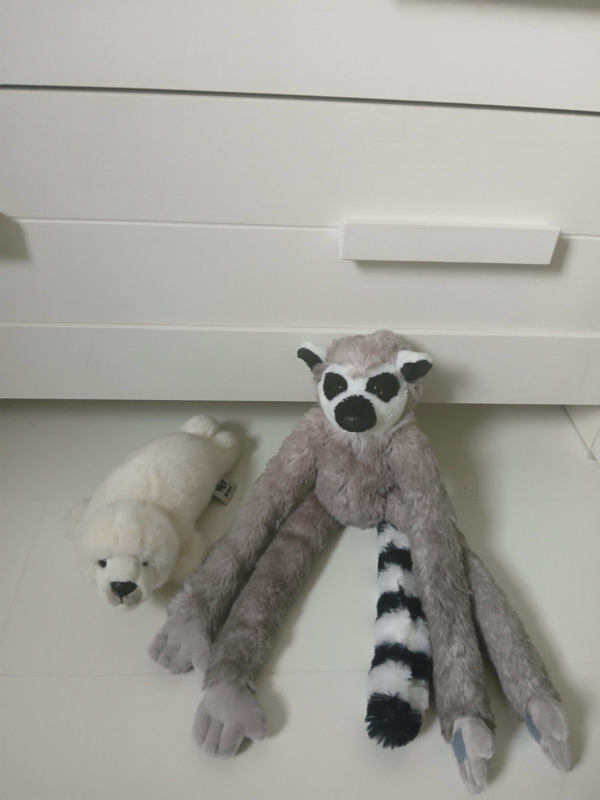 Twee knuffels, zeehond en ringstaartmaki, Ophalen, Nieuw, Overige typen, Middelgroot (20 tot 80 cm)