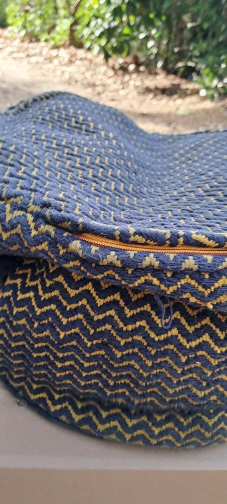 Zitzak/Poef met Geometrisch Patroon - Blauw/Geel, Ophalen, Gebruikt, Stof, 50 tot 75 cm