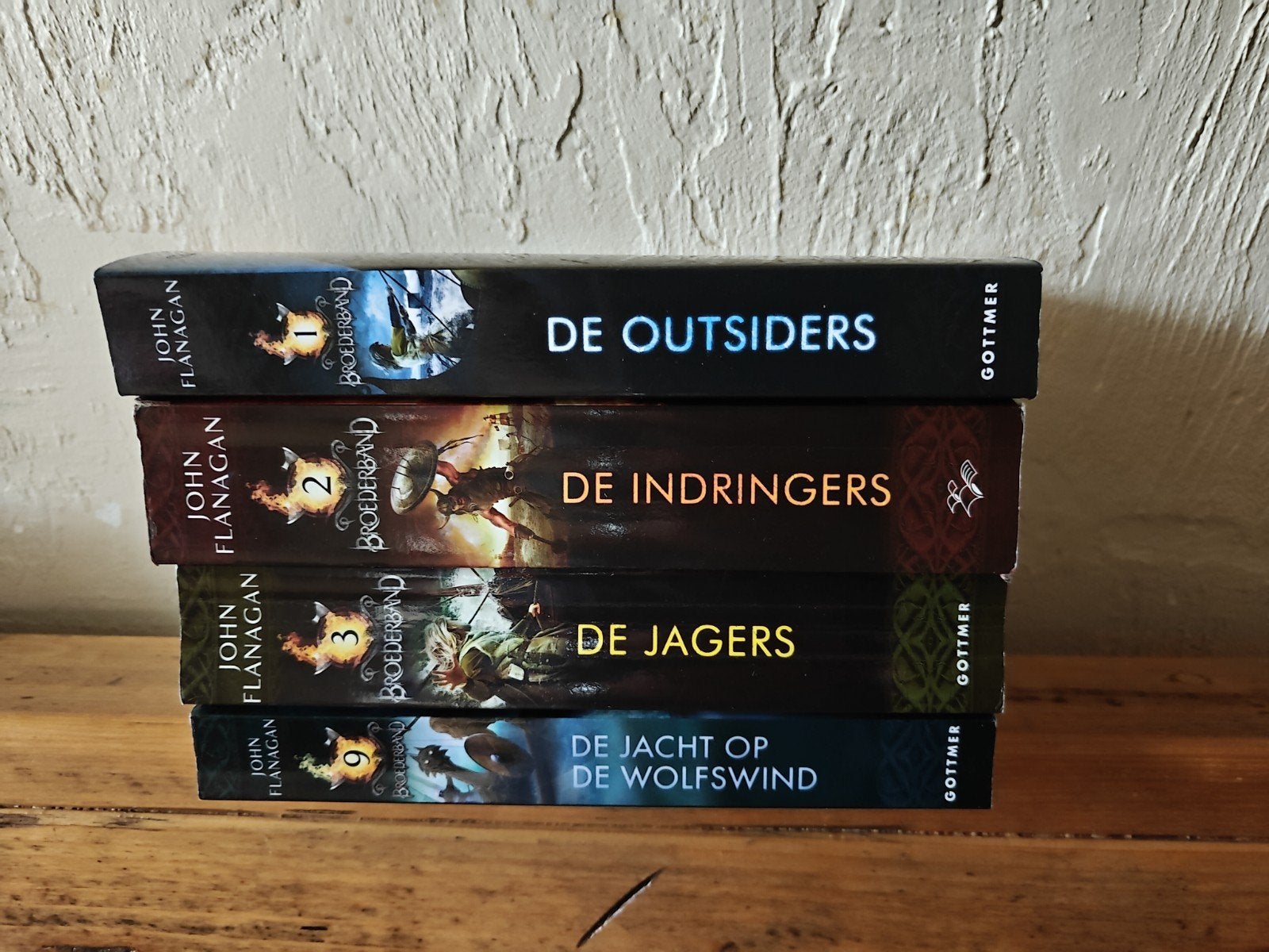 4 Delen van de serie: Broederband., Ophalen
