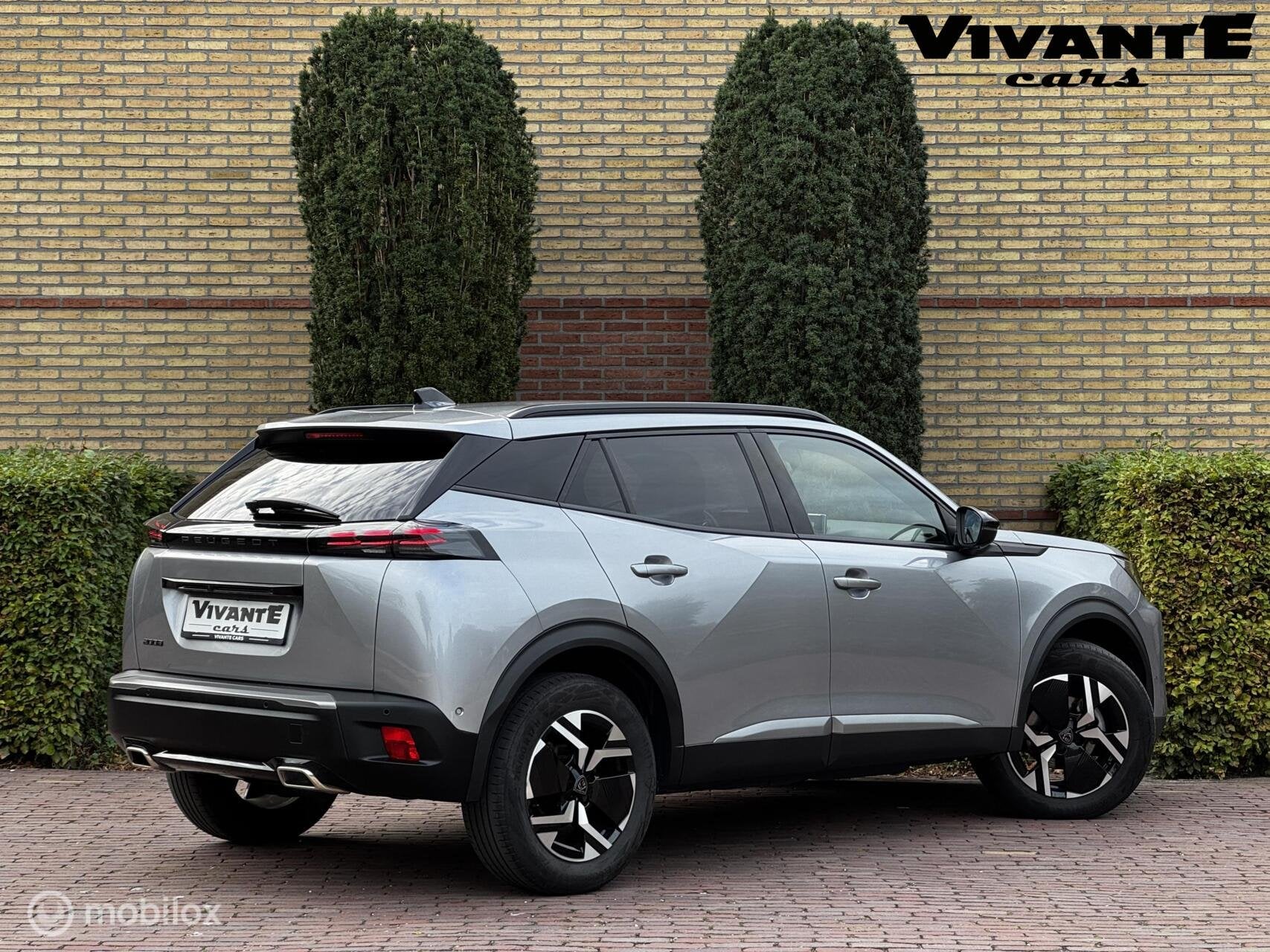 Peugeot 2008 1.2 PureTech 130 Allure 360-Camera*Stoel.vrw*Ca, Gebruikt, Euro 6, 1199 cc, Met garantie (alle)
