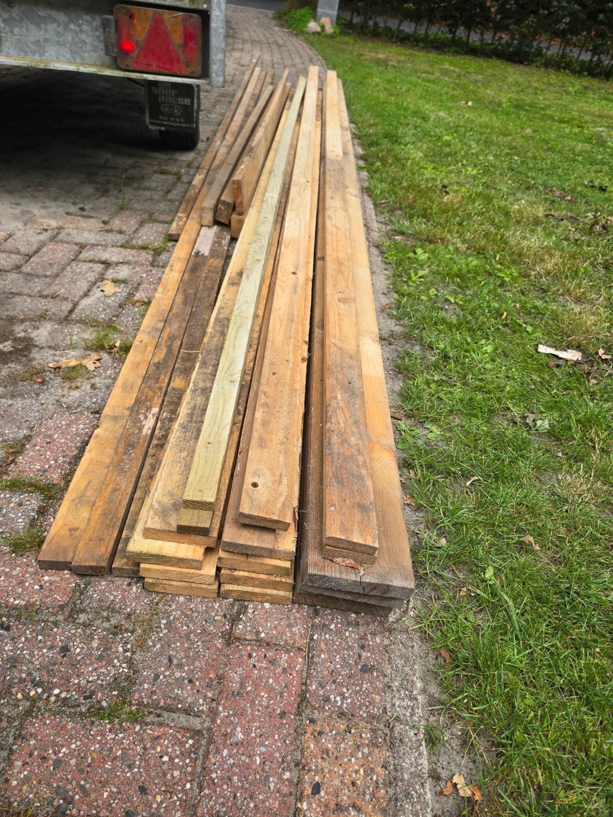 Divers hout: laatste kans moet weg!, Ophalen, Nieuw, Vuren
