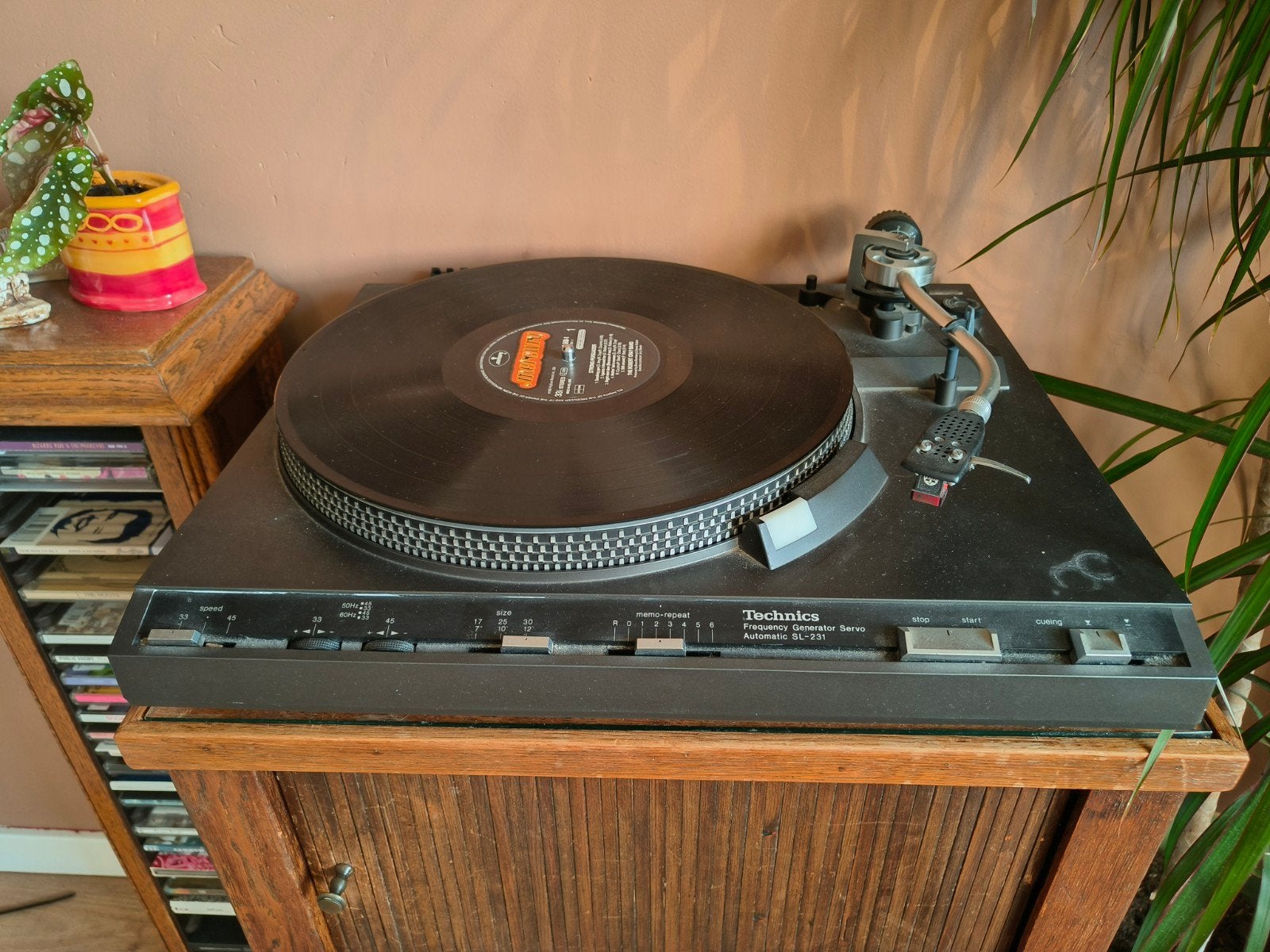 Technics Platenspeler SL-231 - Zonder stofkap, snaar defect, Ophalen, Niet werkend, Platenspeler, Technics