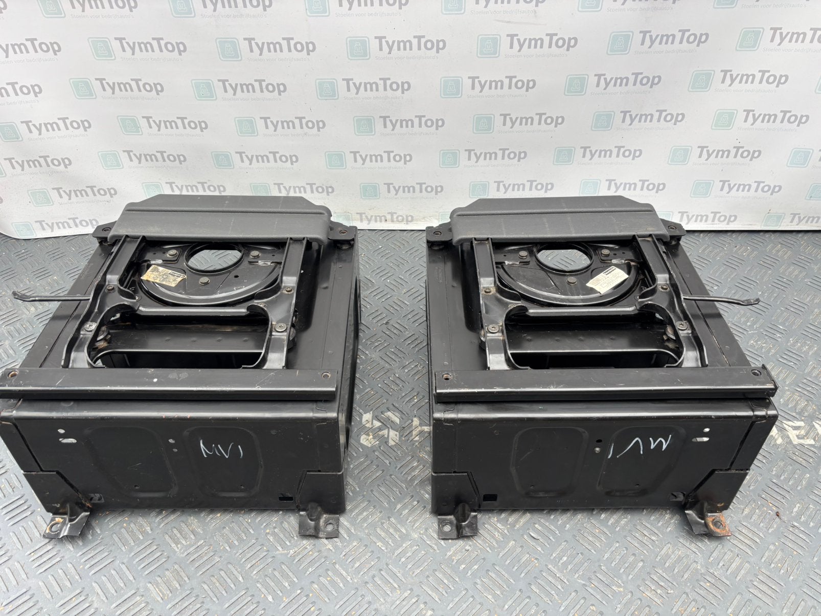 console onderbak draaiplateau voor stoelen Mercedes Vito 639, Ophalen of Verzenden, Tymtop, Tymtop5@gmail.com, 3161ek