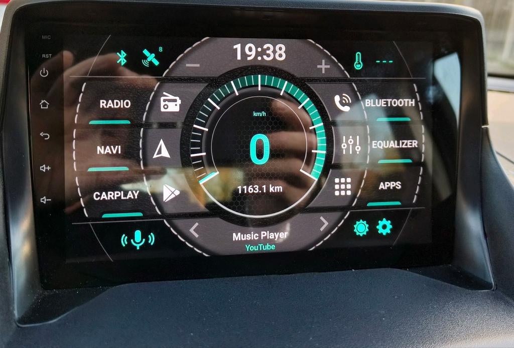 Universele Android Auto Radio met Navigatie en CarPlay., Auto diversen, Autoradio's, Ophalen of Verzenden, Zo goed als nieuw