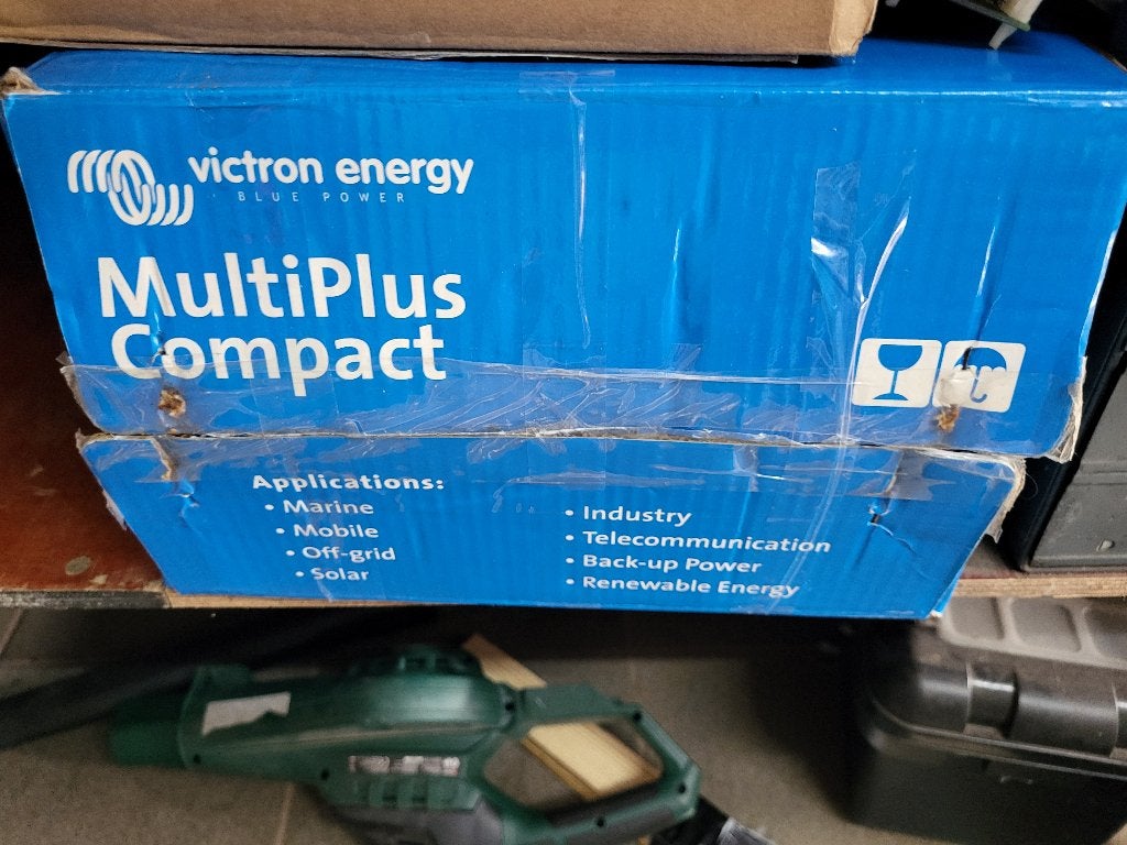 victron omvormer van 12 volt  naar 230 VOLT 70 amp., Ophalen of Verzenden, Nieuw, Overige typen