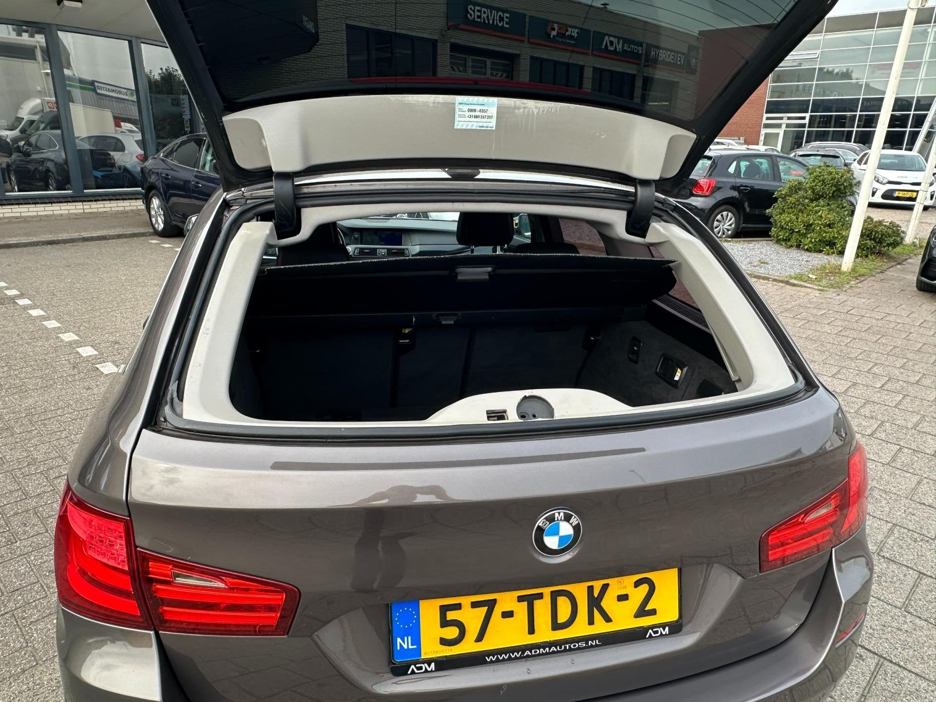 Foto 19 van BMW 5-serie Touring 520i High Executive
