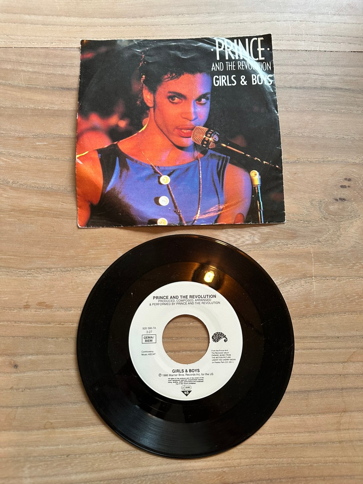 7inch vinylsingle Prince & the Revolution "Girls & Boys 1986, Ophalen of Verzenden, Gebruikt, Pop