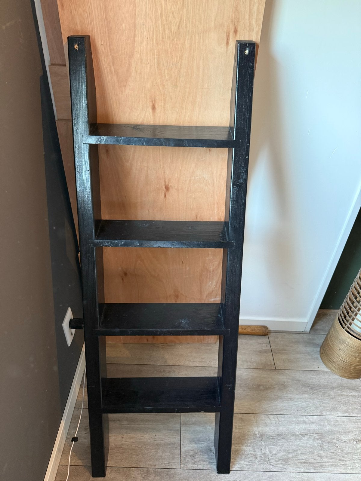 Zwarte houten ladder, Ophalen, Gebruikt
