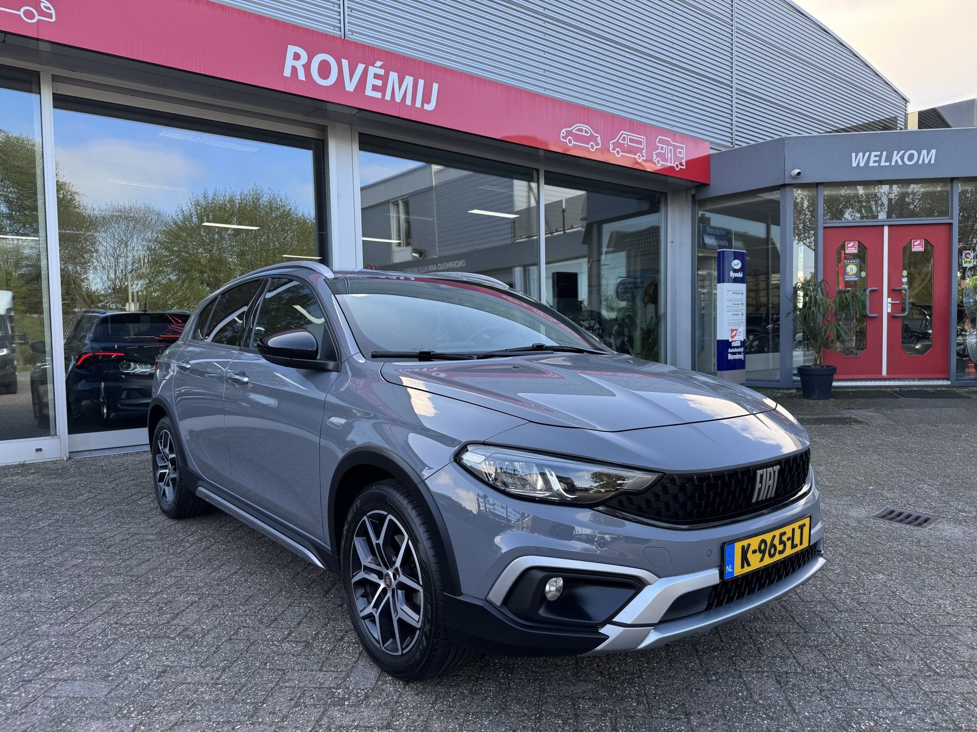 Fiat Tipo Cross 1.0 Cross Carplay, Trekhaak, Camera, Cruise., Auto's, Fiat, Voorwielaandrijving, Gebruikt, 4 stoelen, Origineel Nederlands