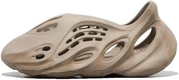 Yeezy Foam Runner 'Sand' - Maat 45, Ophalen of Verzenden, Zo goed als nieuw, Slippers