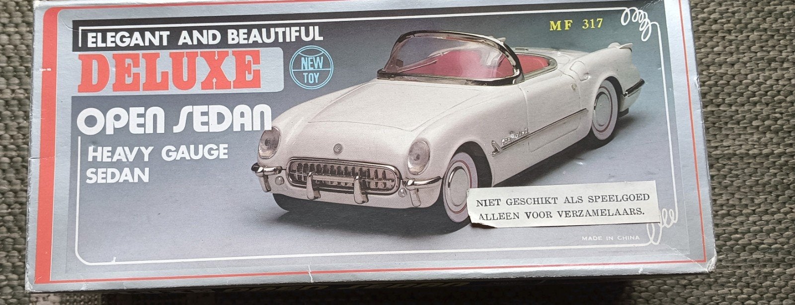 Vintage Speelgoedauto - Deluxe Open Sedan, Hobby en Vrije tijd, Verzenden, Zo goed als nieuw, Auto, Overige merken