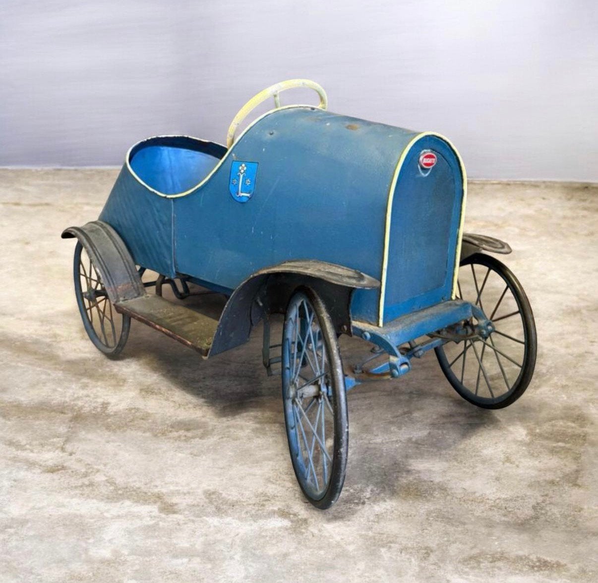 Antieke metalen Bugatti speelgoed Trapauto, Antiek en Kunst, Ophalen
