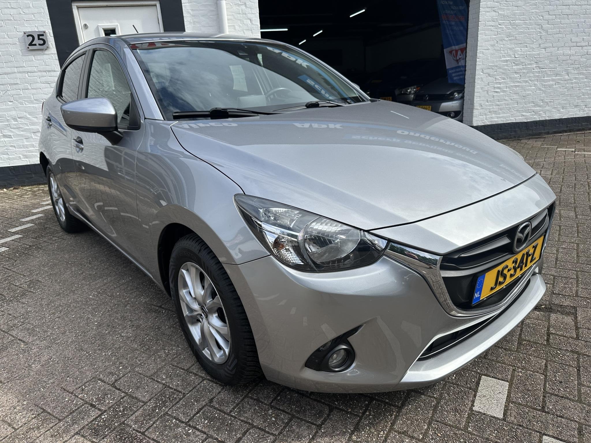 Mazda 2 1.5 Skyactiv-G GT-M Line /Nieuwe apk bij aflevering/, Voorwielaandrijving, Stof, Gebruikt, 4 cilinders