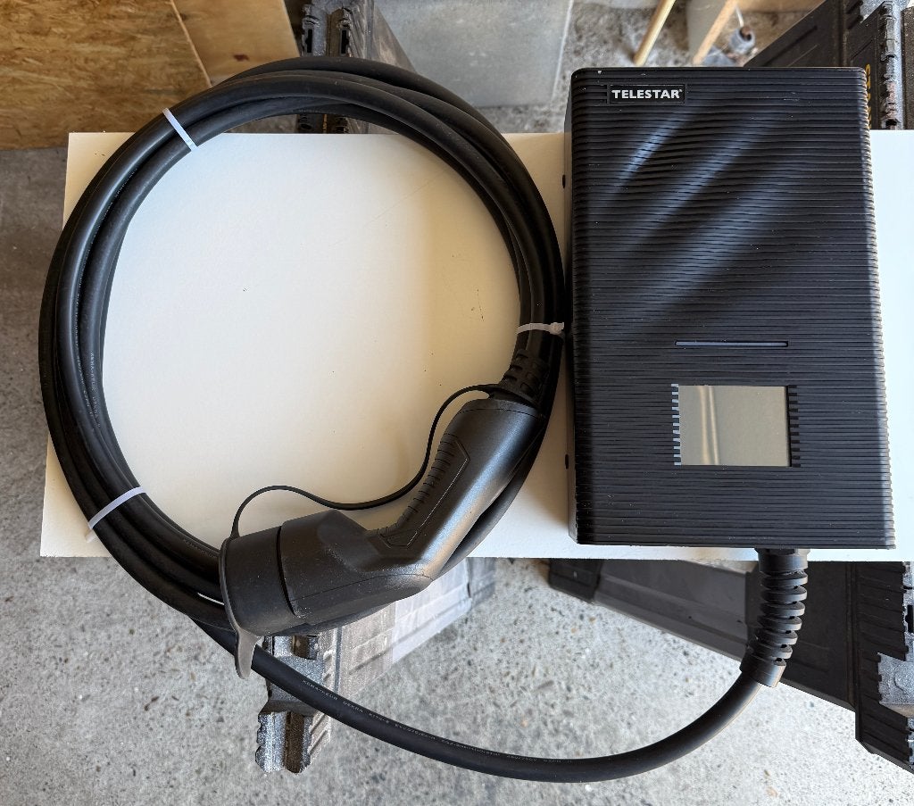 Telestar EC 311 S6 Wallbox (11 kW, Type 2, 6m kabel), Ophalen of Verzenden, Zo goed als nieuw, Laadpaal en Laadkabel