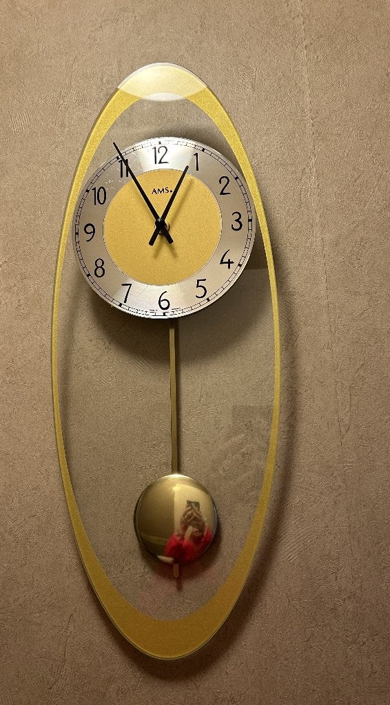 ams wandklok met slinger type 7417 in zeer nette staat, Ophalen, Goud, Wandklok, Vintage