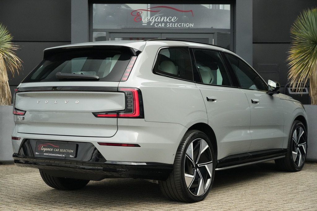 Volvo EX90 Twin Motor Ultra 7p. 111 kWh 408pk Panoramadak/Pi, Auto's, Volvo, Automaat, Stof, Gebruikt, 7 stoelen