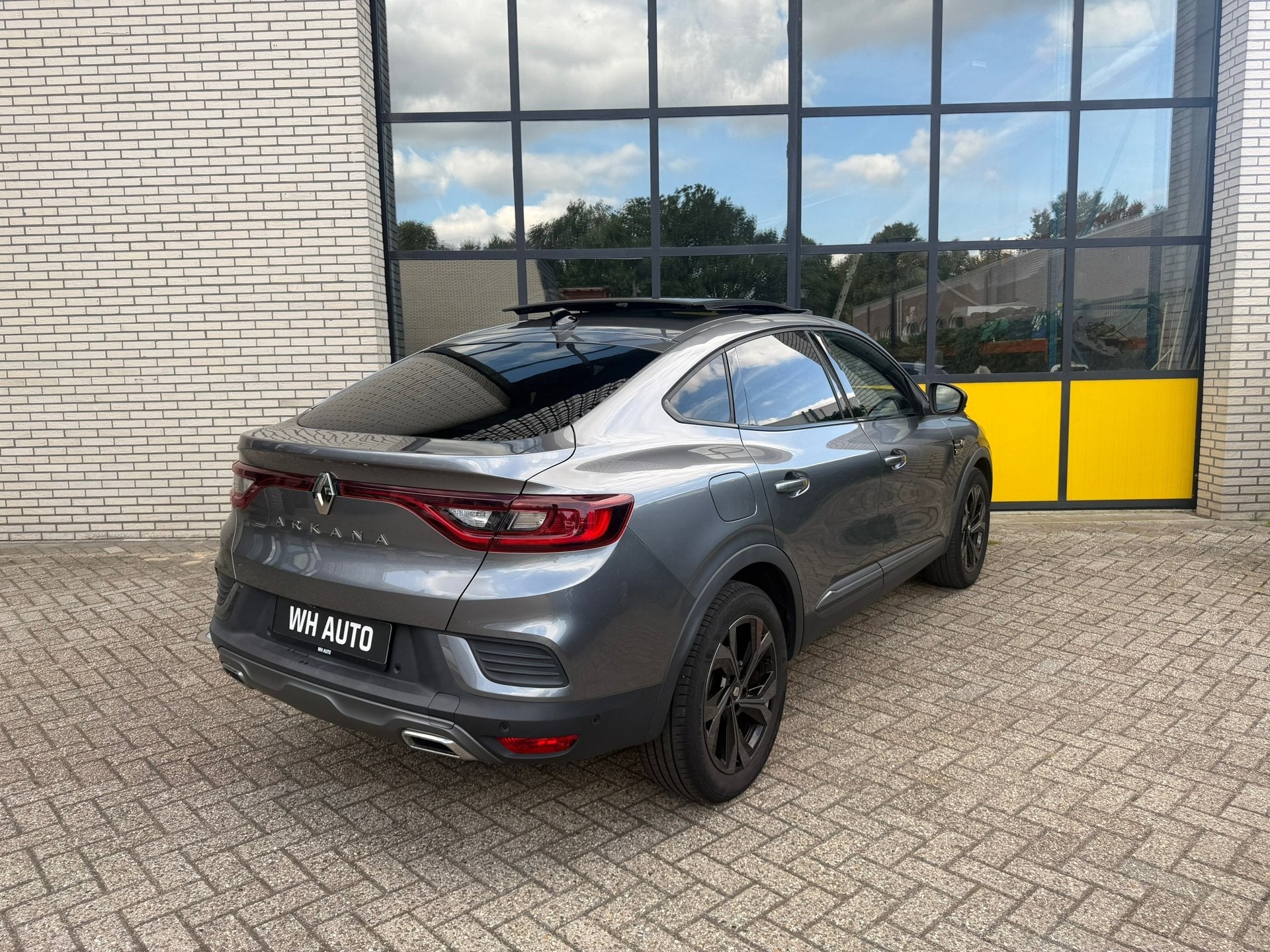Renault Arkana 140PK R.S. line, Pano Dak, Leer Bose geluid, Auto's, Renault, Arkana, Gebruikt, Zwart, 4 cilinders