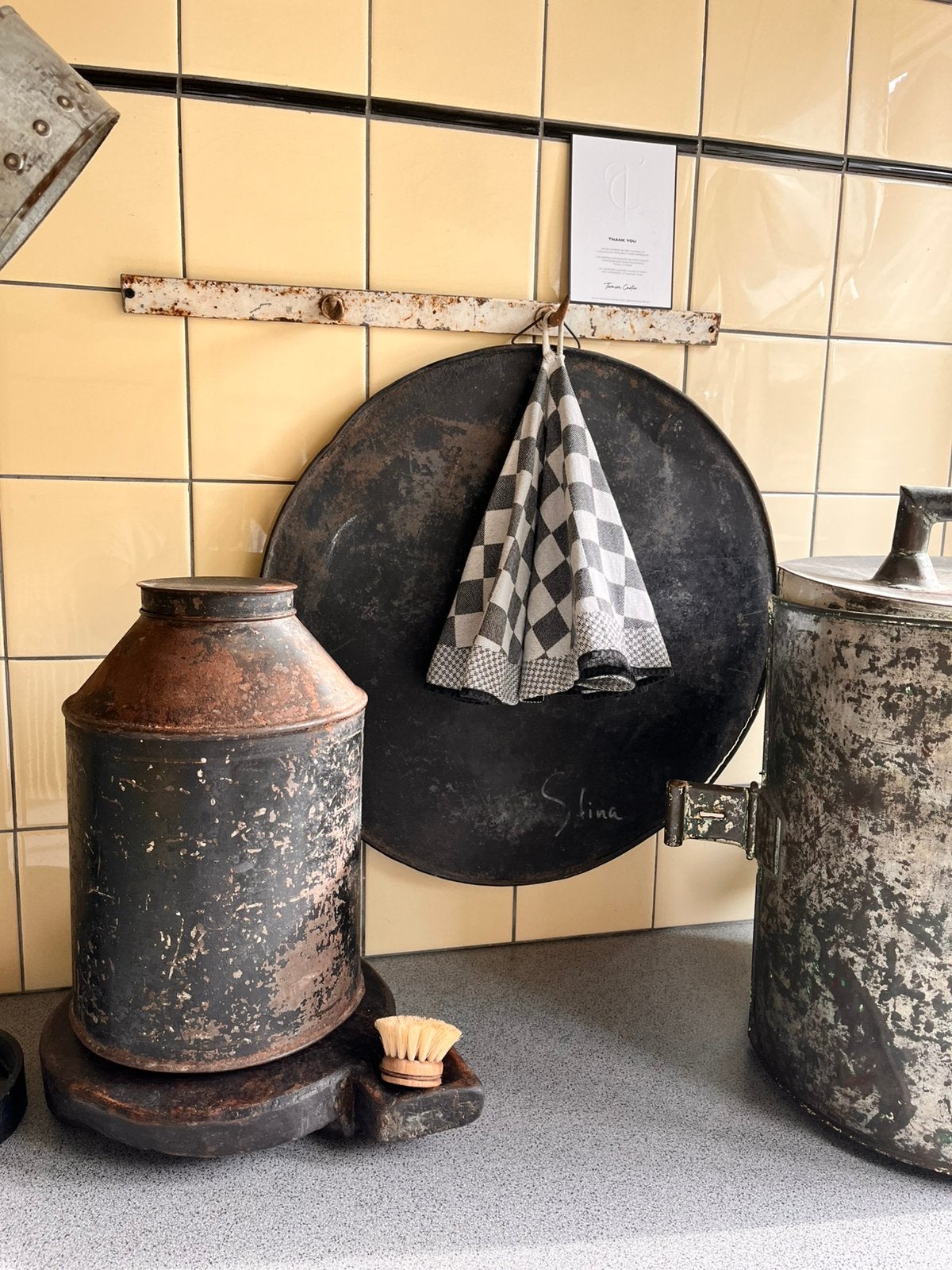 Oud zwart winkelblik, Ophalen of Verzenden
