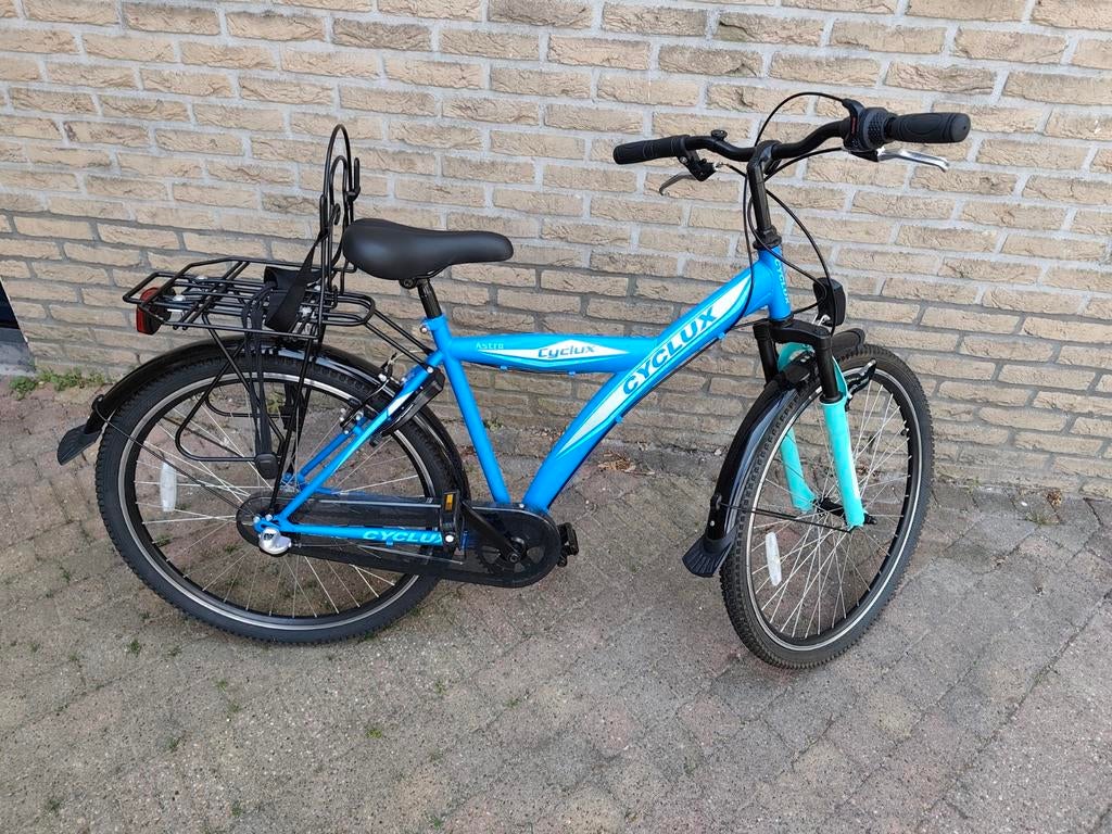 Amper gebruikte fiets met tassenrek, 26 inch wielen, Ophalen, Zo goed als nieuw