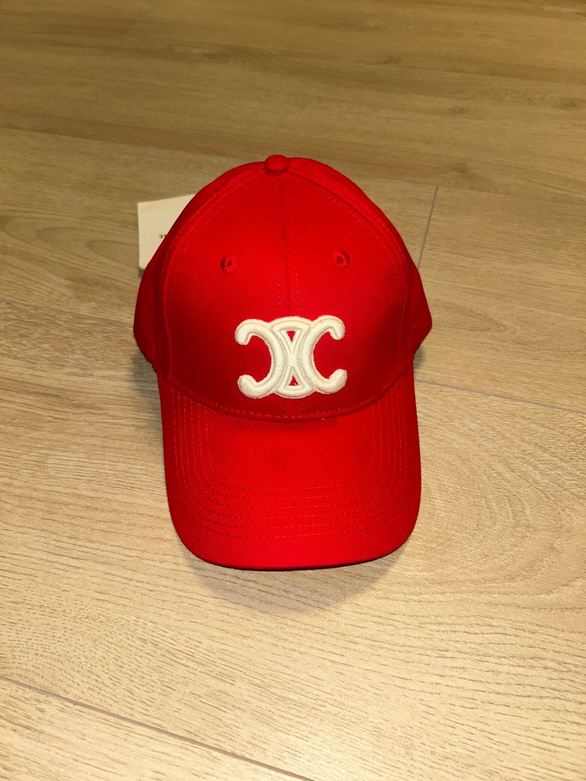 Celine cap rood, Ophalen of Verzenden, Nieuw, One size fits all, Pet