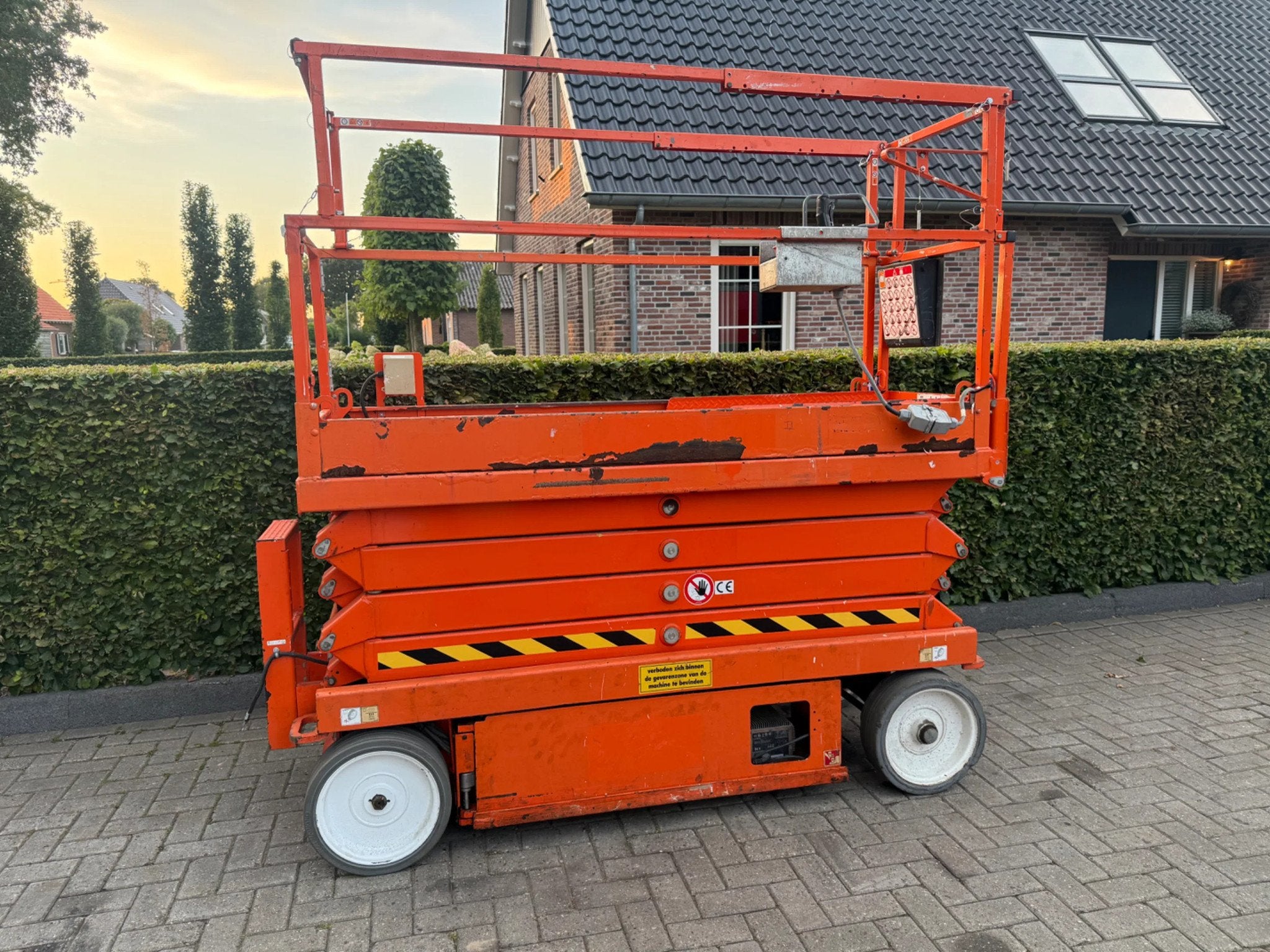 Skyjack sj 3226 (bj 2018), Zakelijke goederen