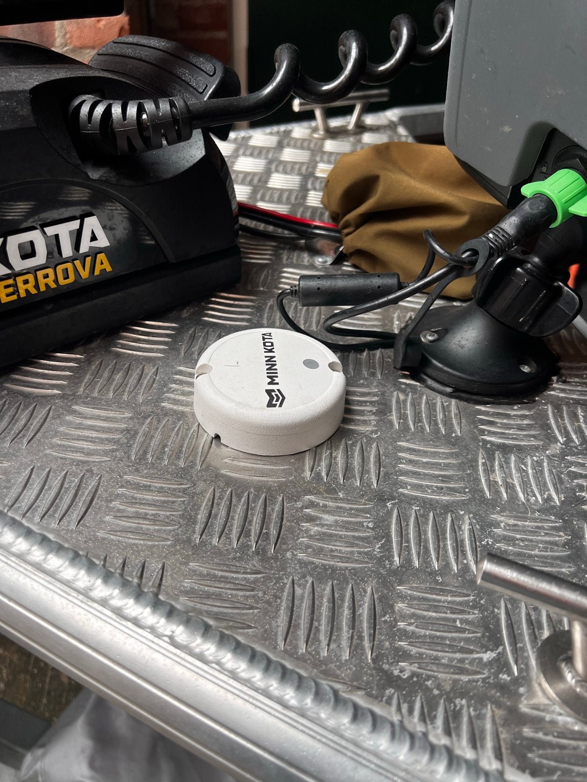 Minn Kota Terrova Fronttroller 55 lbs 12V, Ophalen of Verzenden, Zo goed als nieuw, Motor en Techniek