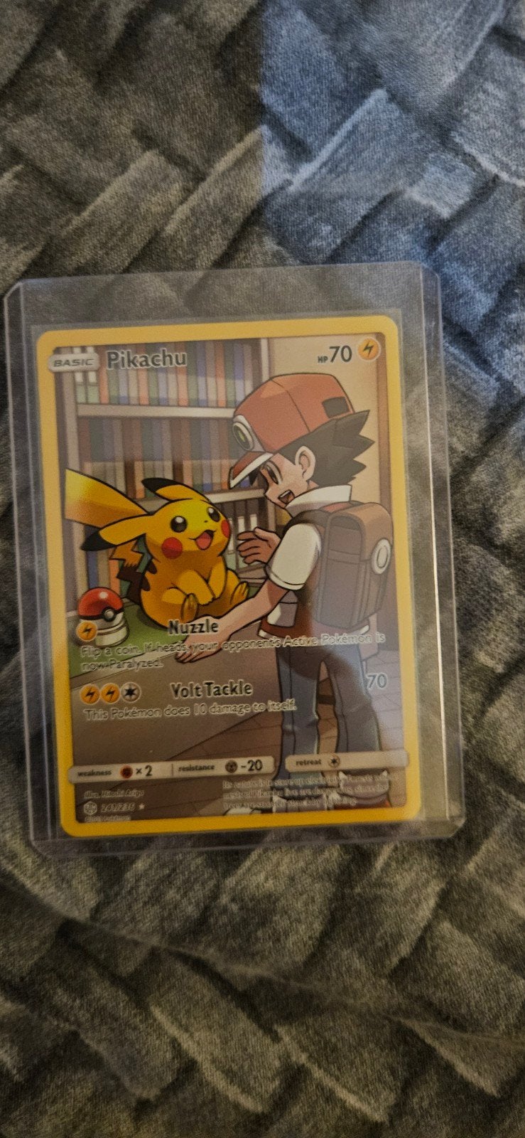 Pikachu (241) near mint, Hobby en Vrije tijd, Verzenden, Zo goed als nieuw, Losse kaart, Foil
