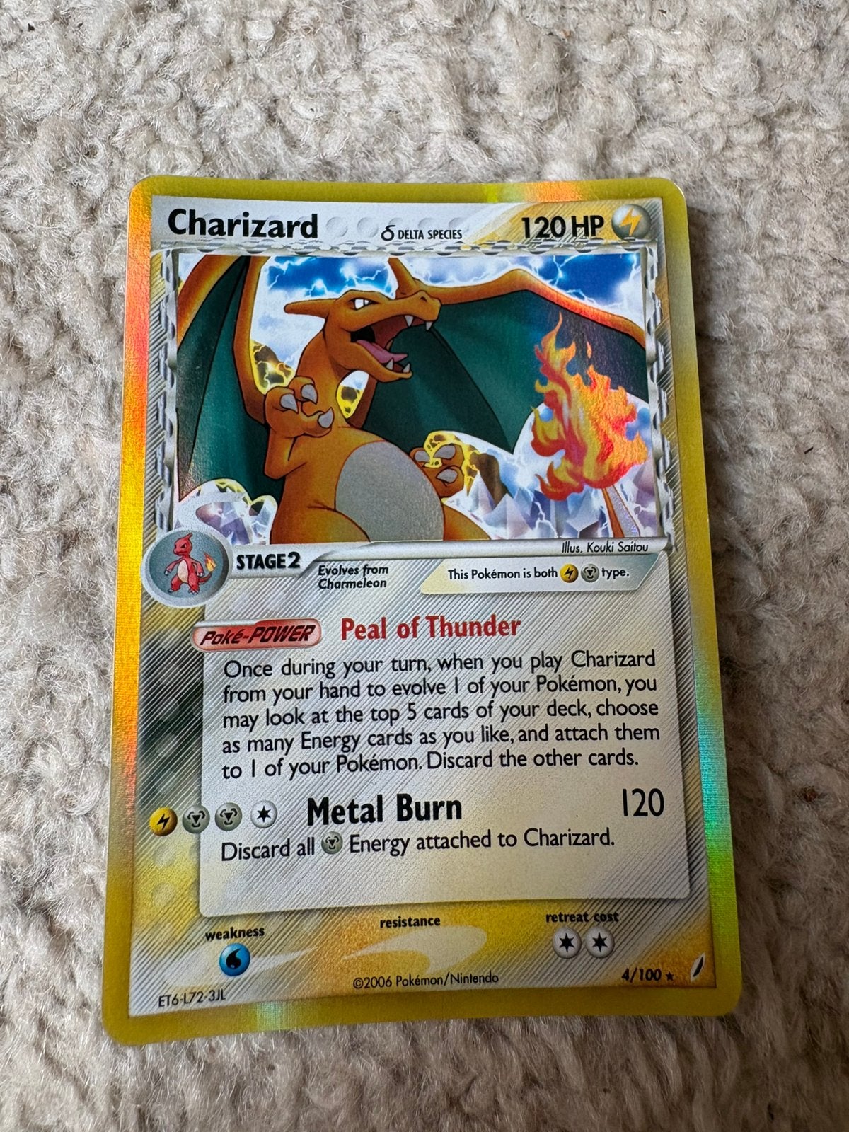 Pokemon kaart charizard 4/100 holo delta species, Ophalen of Verzenden, Zo goed als nieuw