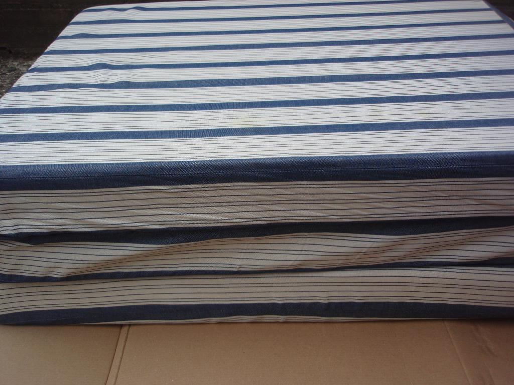 Logeer- vouwmatras, Ophalen, Eenpersoons, Zo goed als nieuw, 80 cm