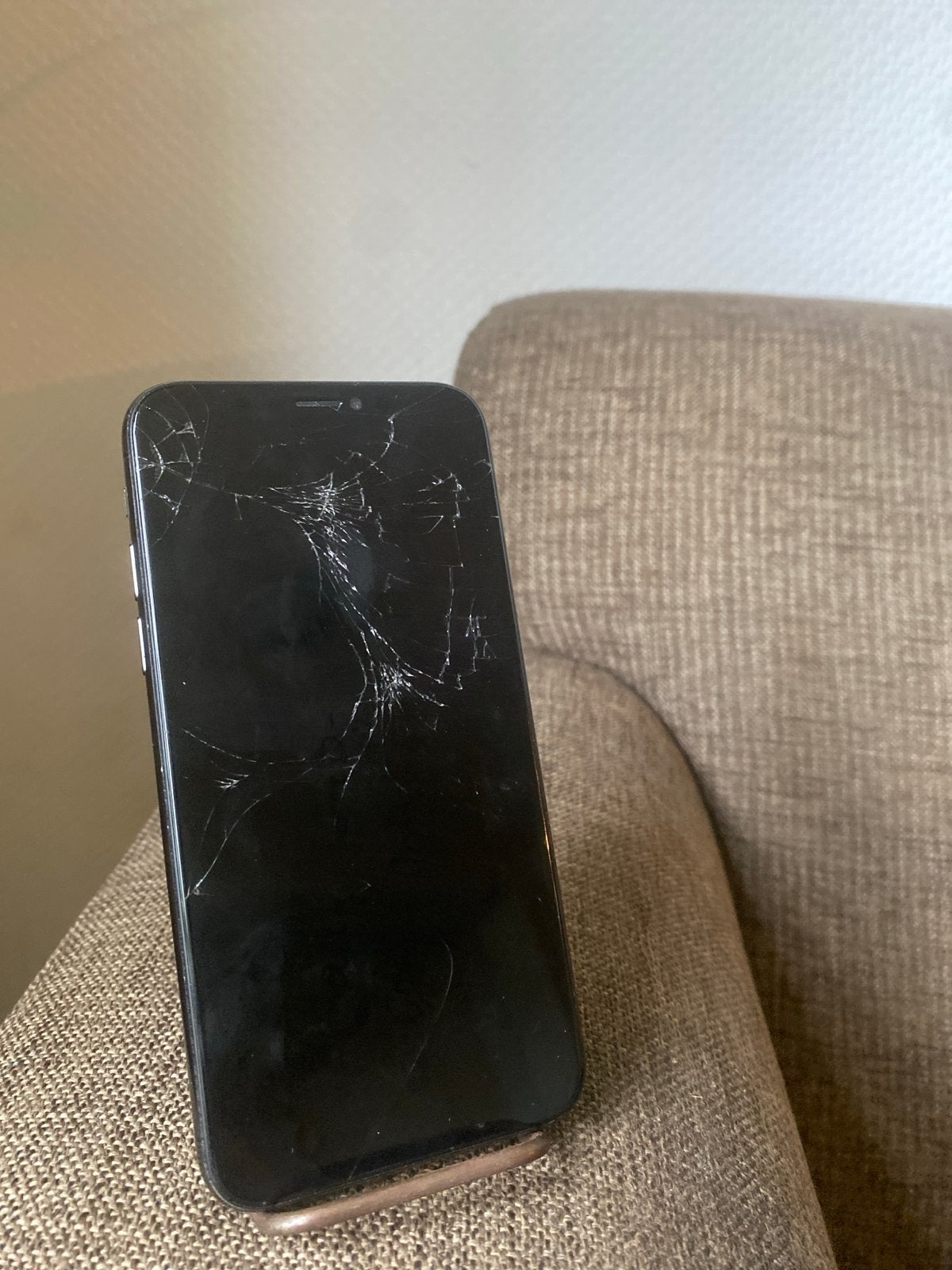 iPhone XS 64 GB - Scherm gebroken, batterij 80%, Ophalen of Verzenden, Niet werkend