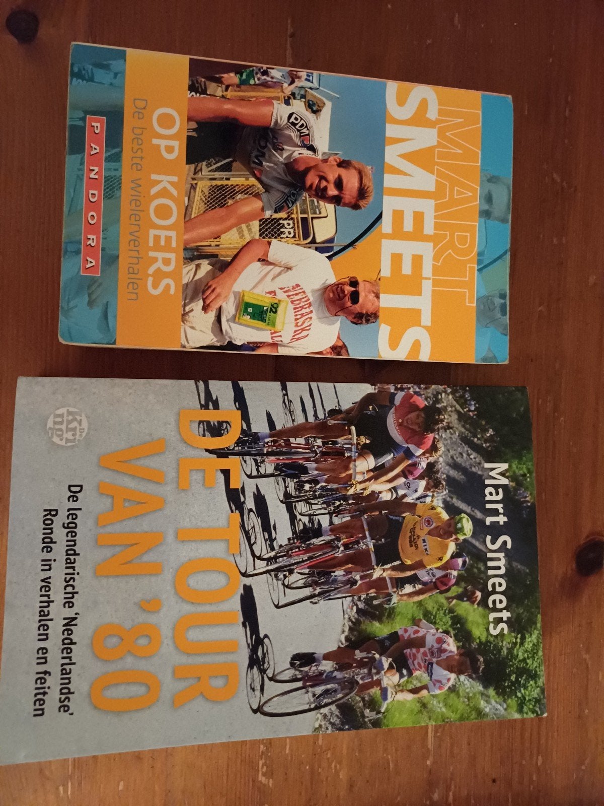 Mart Smeets boeken: De Tour van '80 & Op Koers (wielrennen), Ophalen of Verzenden, Gelezen, Mart Smeets, Lopen en Fietsen