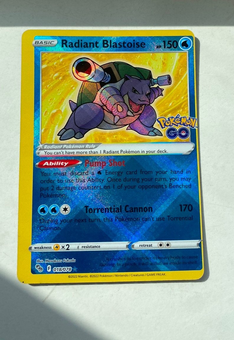 Radiant Blastoise #018 miscut Allignment dots, Ophalen of Verzenden, Zo goed als nieuw