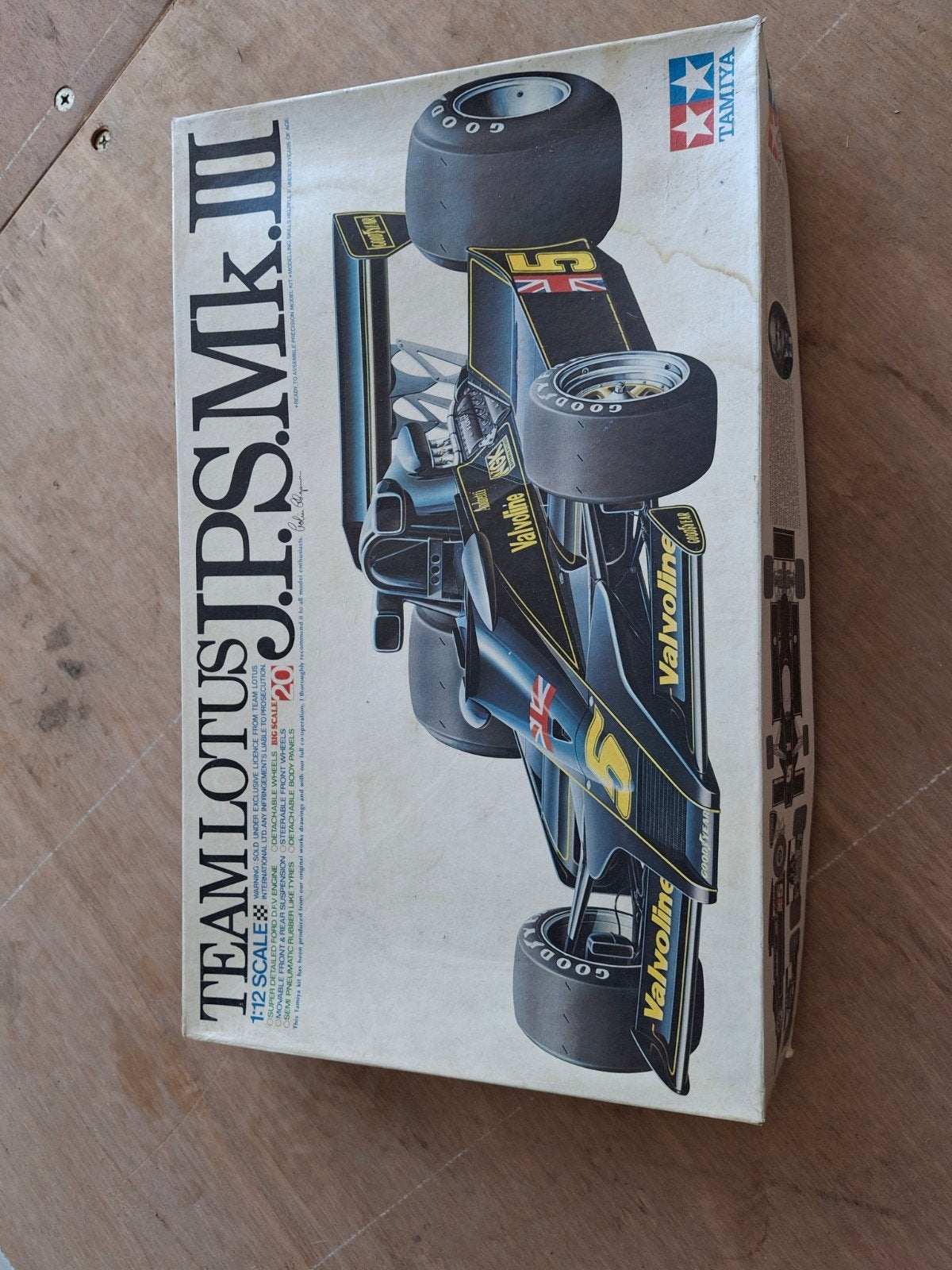 Tamiya Team Lotus J.P.S. Mk.III modelbouwkit - Doos beschadi, Ophalen, Auto, Groter dan 1:32, Nieuw