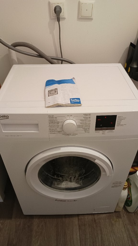 Beko wasmachine, Witgoed en Apparatuur, Ophalen, 1200 tot 1600 toeren, Gebruikt, 4 tot 6 kg
