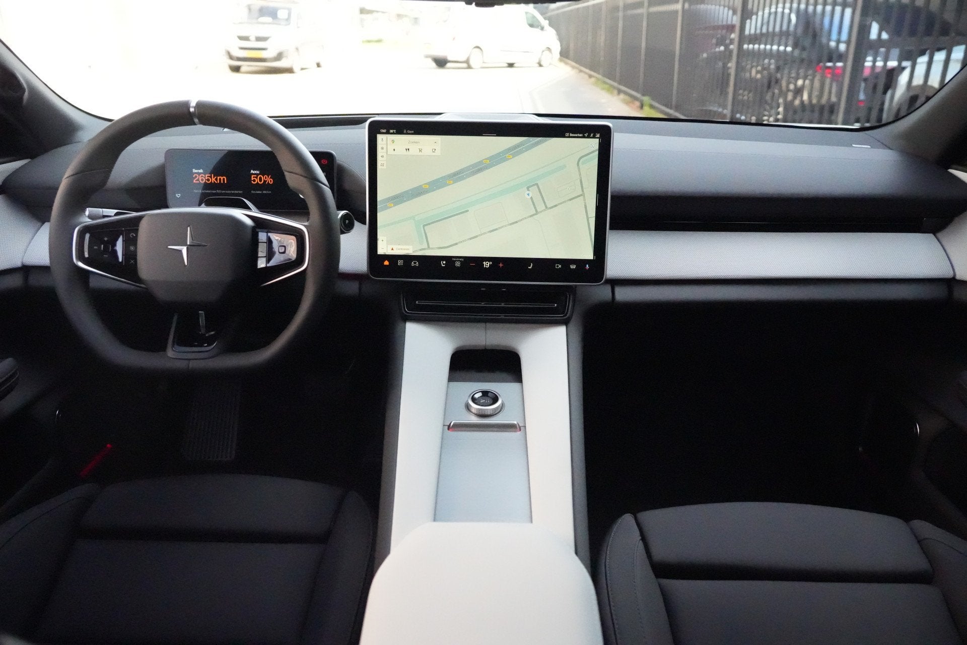 Polestar 4 Long Range Dual Motor Performance Plus 100 kWh 54, Auto's, Polestar, Automaat, Dealer onderhouden, 2000 kg, Wit