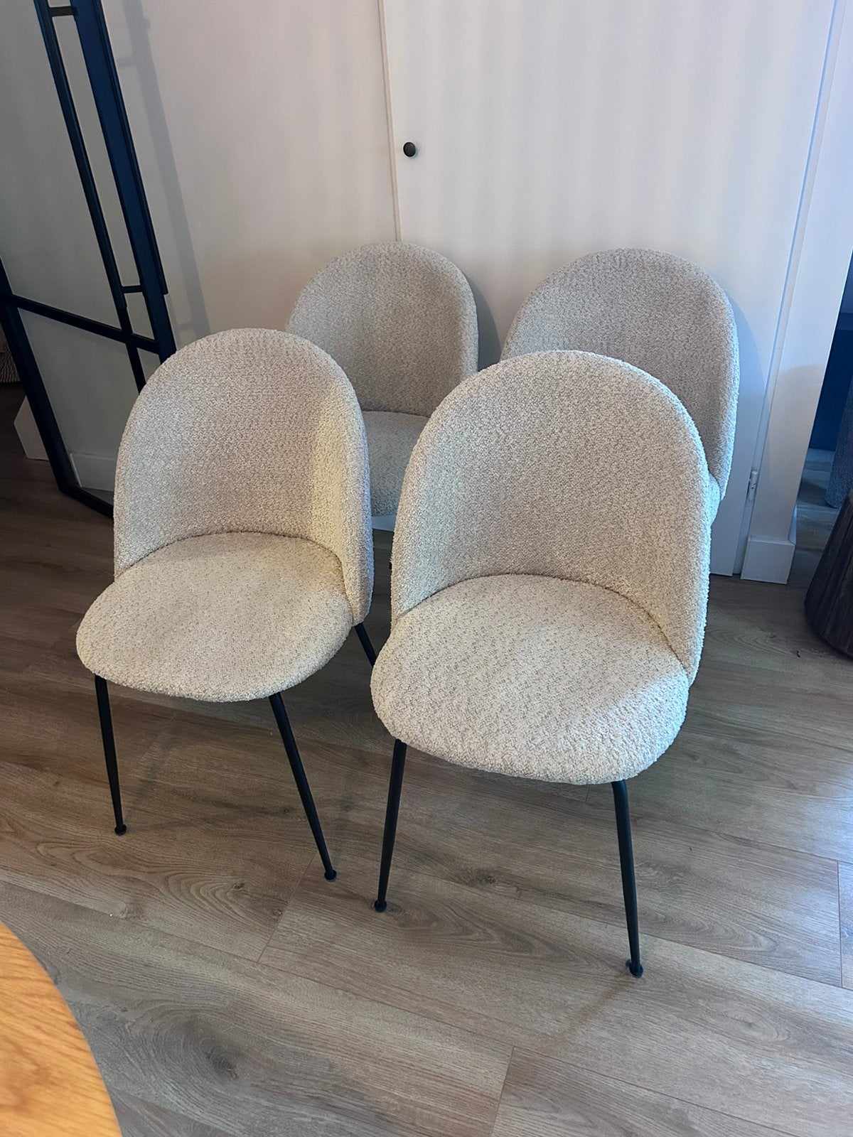 ZO GOED ALS NIEUW - beige eetkamerstoelen japandi, Huis en Inrichting, Stoelen, Ophalen, Japandi, Overige kleuren, Zo goed als nieuw