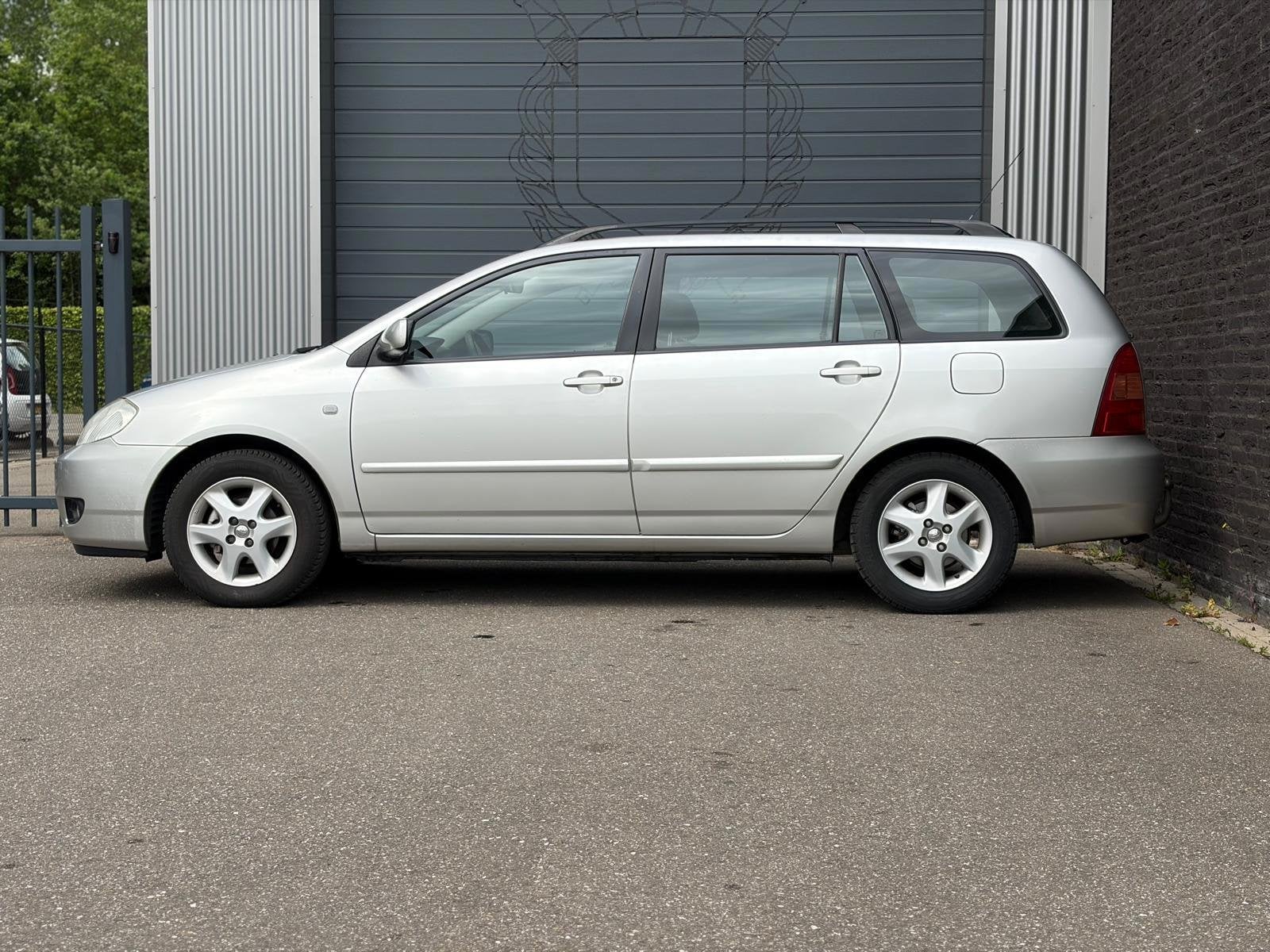 Toyota Corolla Wagon 1.6 VVT-i Linea Terra Airco|Nap, Auto's, Voorwielaandrijving, Gebruikt, 4 cilinders, Corolla