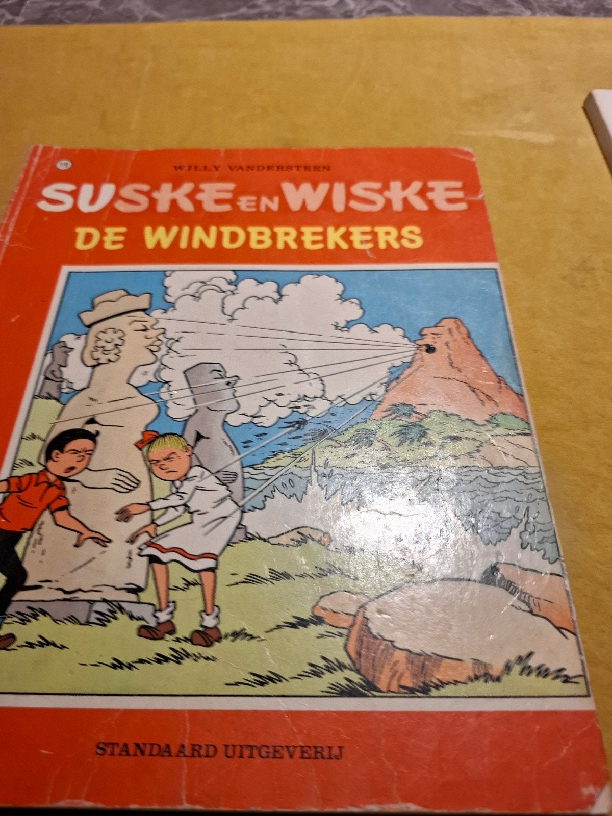 Suske en Wiske - De Windbrekers (Willy Vandersteen), Eén stripboek, Ophalen of Verzenden, Gelezen, Willy Vandersteen