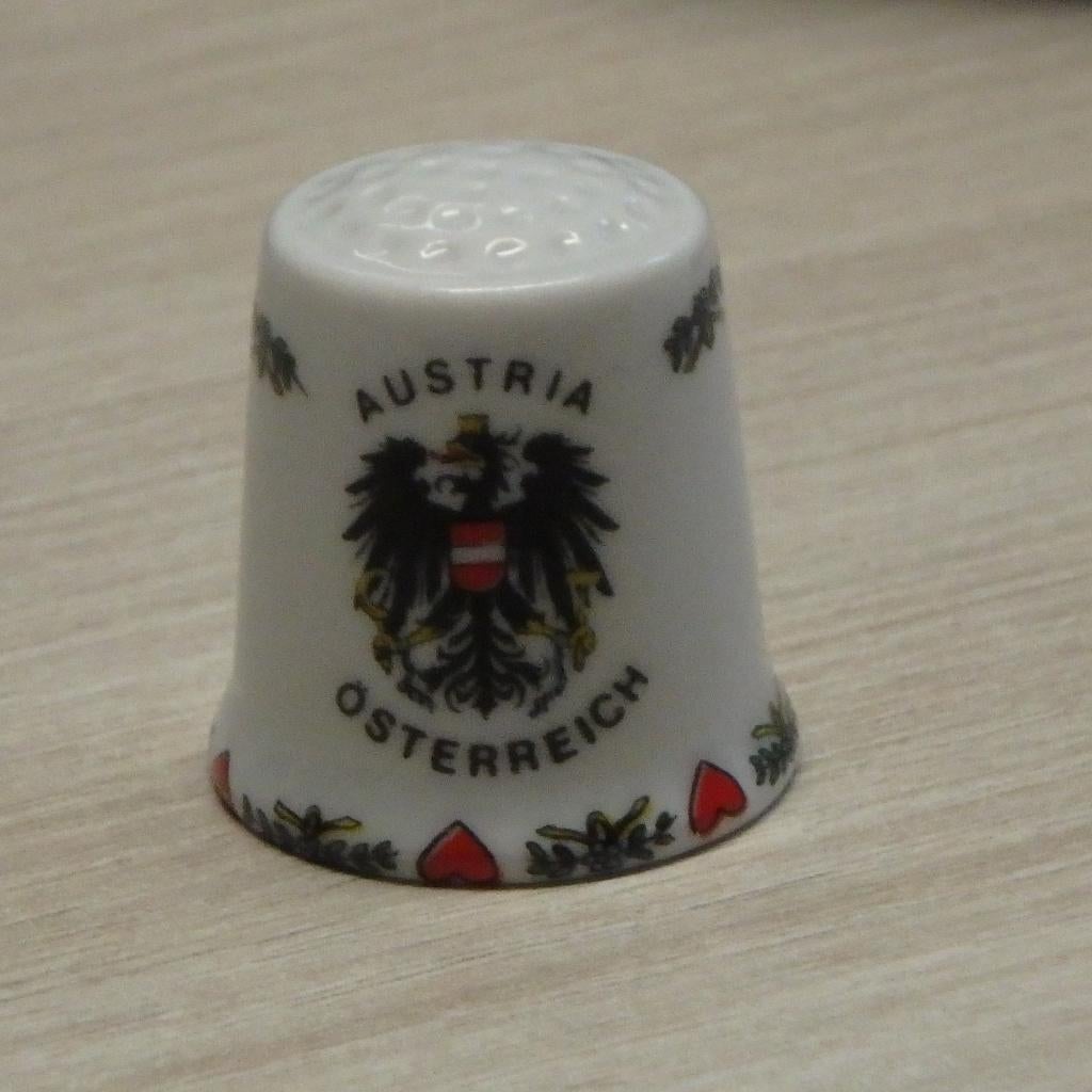 vingerhoedjes Oostenrijk, Verzamelen, Ophalen of Verzenden, Zilver