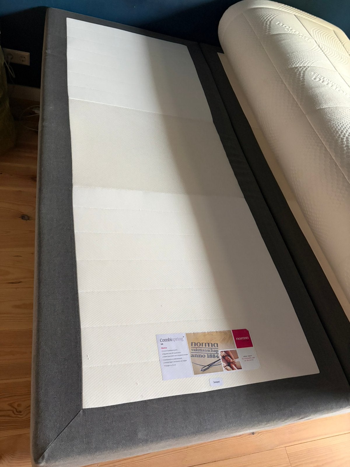 Norma Boxspring 180 x 210 cm – Exclusief topper, 210 cm, Tweepersoons, Ophalen of Verzenden, Zo goed als nieuw