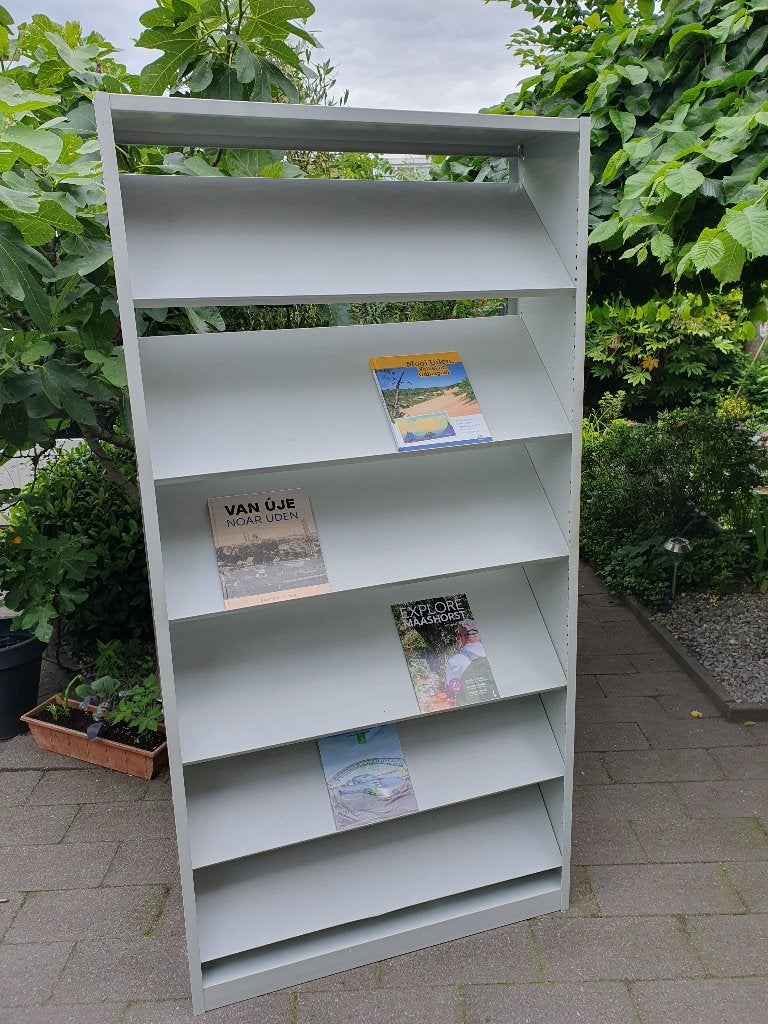 Open boeken / Lectuur kast, Ophalen, Met plank(en), Strak, Overige materialen