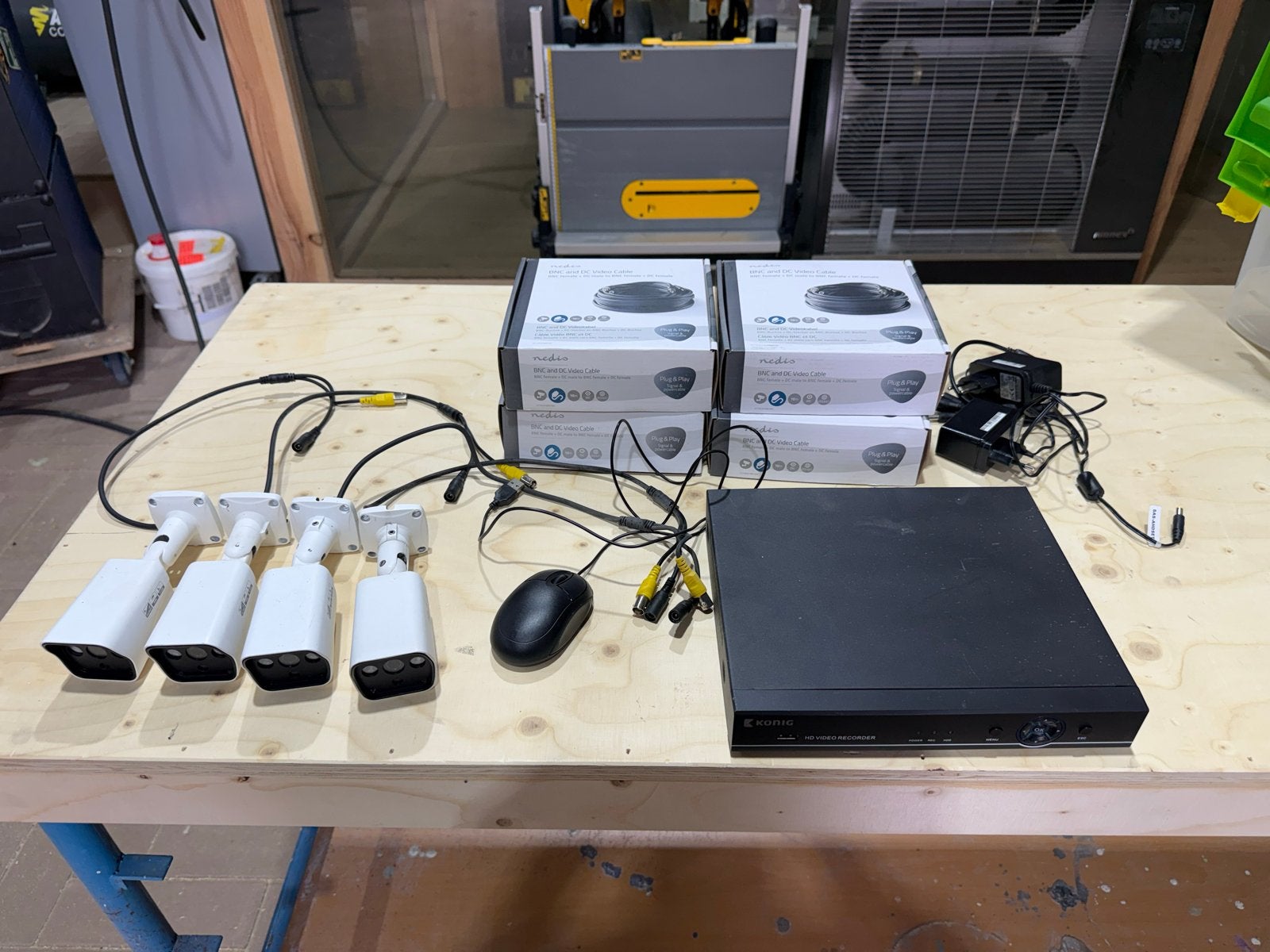 König HD Video Recorder met 4 buitencamera's en kabels, Ophalen, Gebruikt, Buitencamera