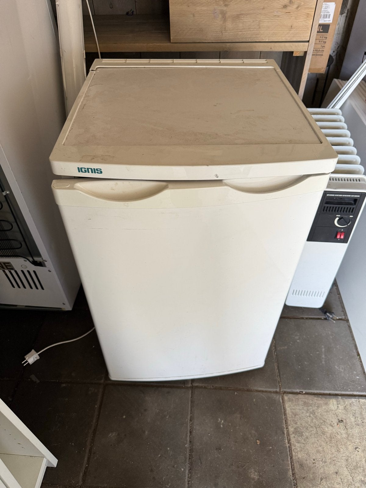 Ignis Koelkast - Compact en Handig, 75 tot 100 liter, 60 cm of meer, Ophalen, 85 tot 120 cm