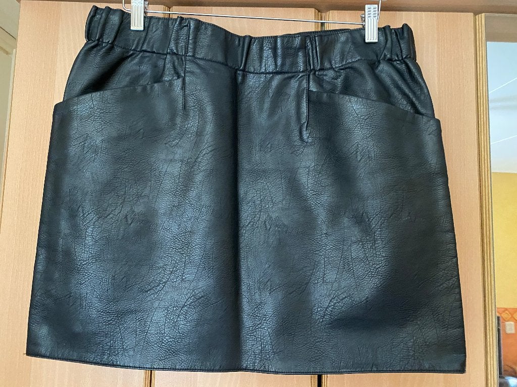 Nieuw zwart kunstleren rokje Costes, Zwart, Maat 46/48 (XL) of groter, Nieuw, Ophalen of Verzenden