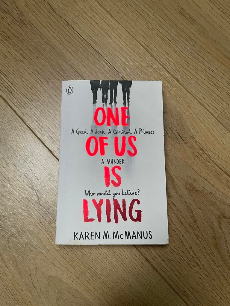 One of us is lying engelstalig, Boeken, Ophalen of Verzenden, Zo goed als nieuw