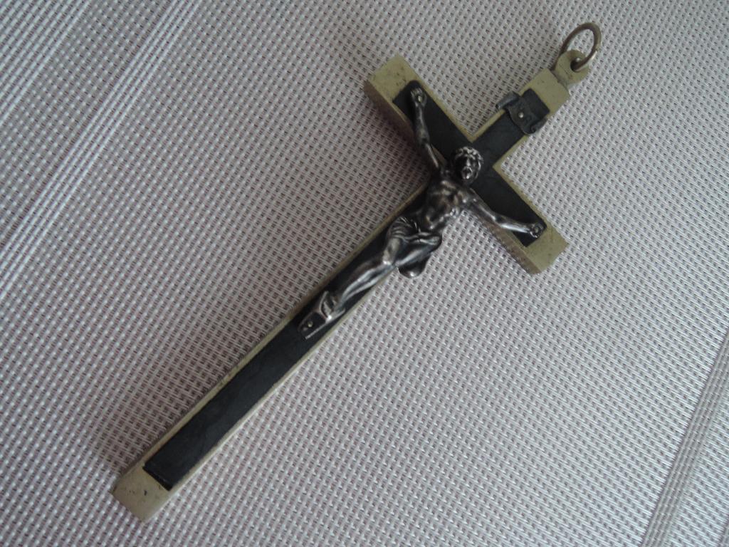 Kruis (hanger) met haakje, Ophalen of Verzenden, Zo goed als nieuw, Sieraad, Christendom | Katholiek